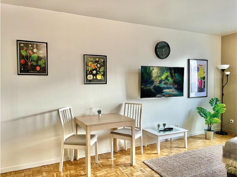 Logement Renove Proche Centre-Ville Lyon Villeurbanne Exterior photo